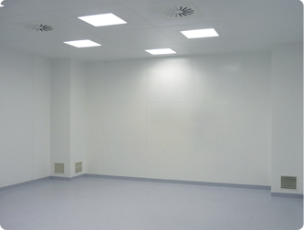 Cleanroom_farmaceutisch_staalwand